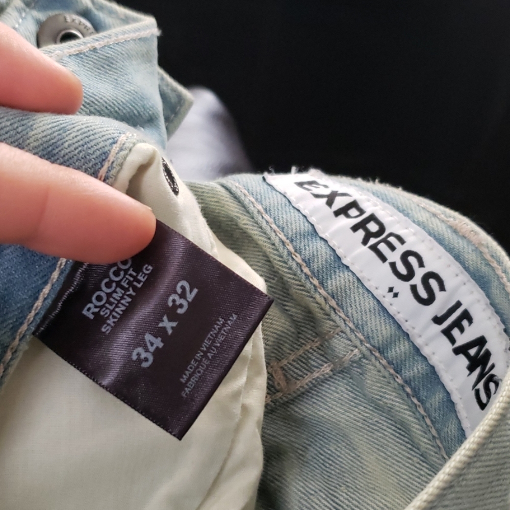 Jeans - Picture 3 of 3